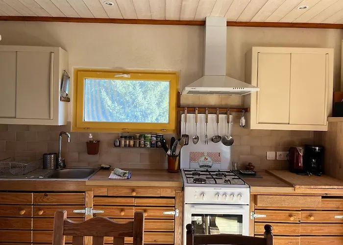 Confort Avec Cheminee 木屋 *